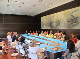 Las Damas Árabes de Madrid visitan Casa Árabe