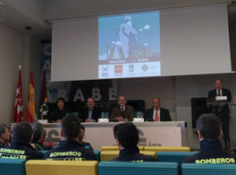 Entrega de vehículos y material humanitario para la iniciativa "Madrid con Siria"  